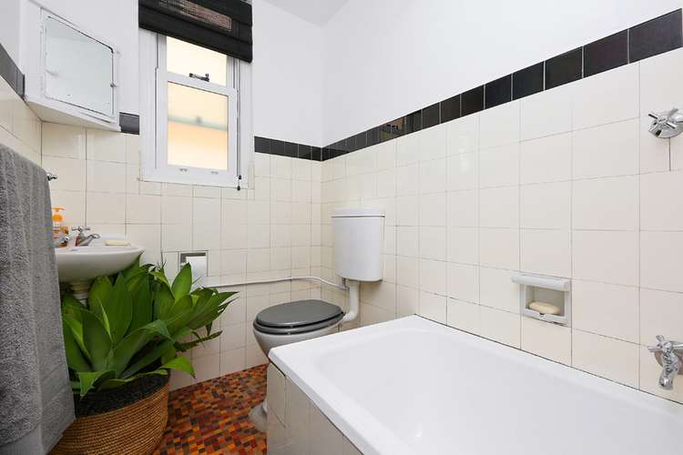 Fifth view of Homely apartment listing, Level 6/166/19 Tusculum Road, Potts Point NSW 2011