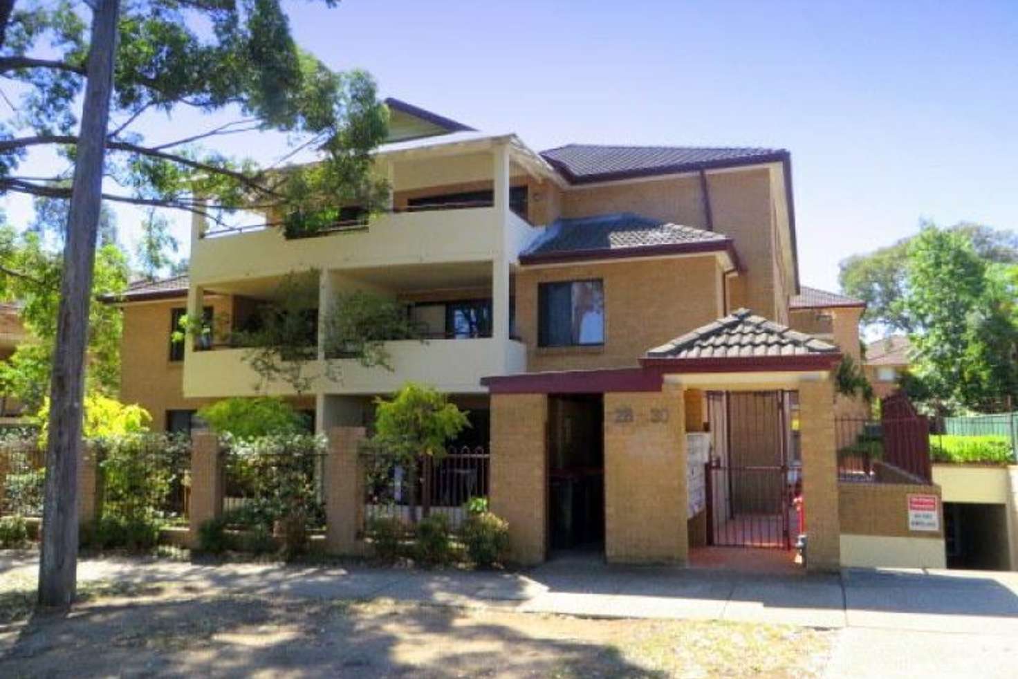 Main view of Homely unit listing, 15/28-30 Cairns Street, Riverwood NSW 2210