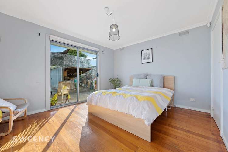 Fifth view of Homely house listing, 17 Millawa Avenue, St Albans VIC 3021