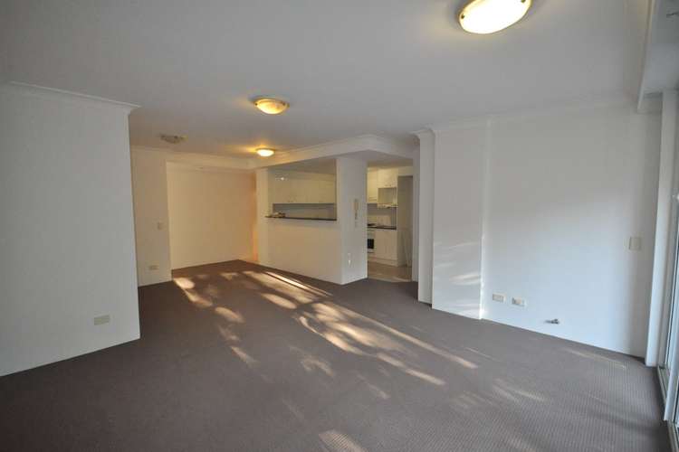 Third view of Homely apartment listing, 606/117 Murray Street, Pyrmont NSW 2009