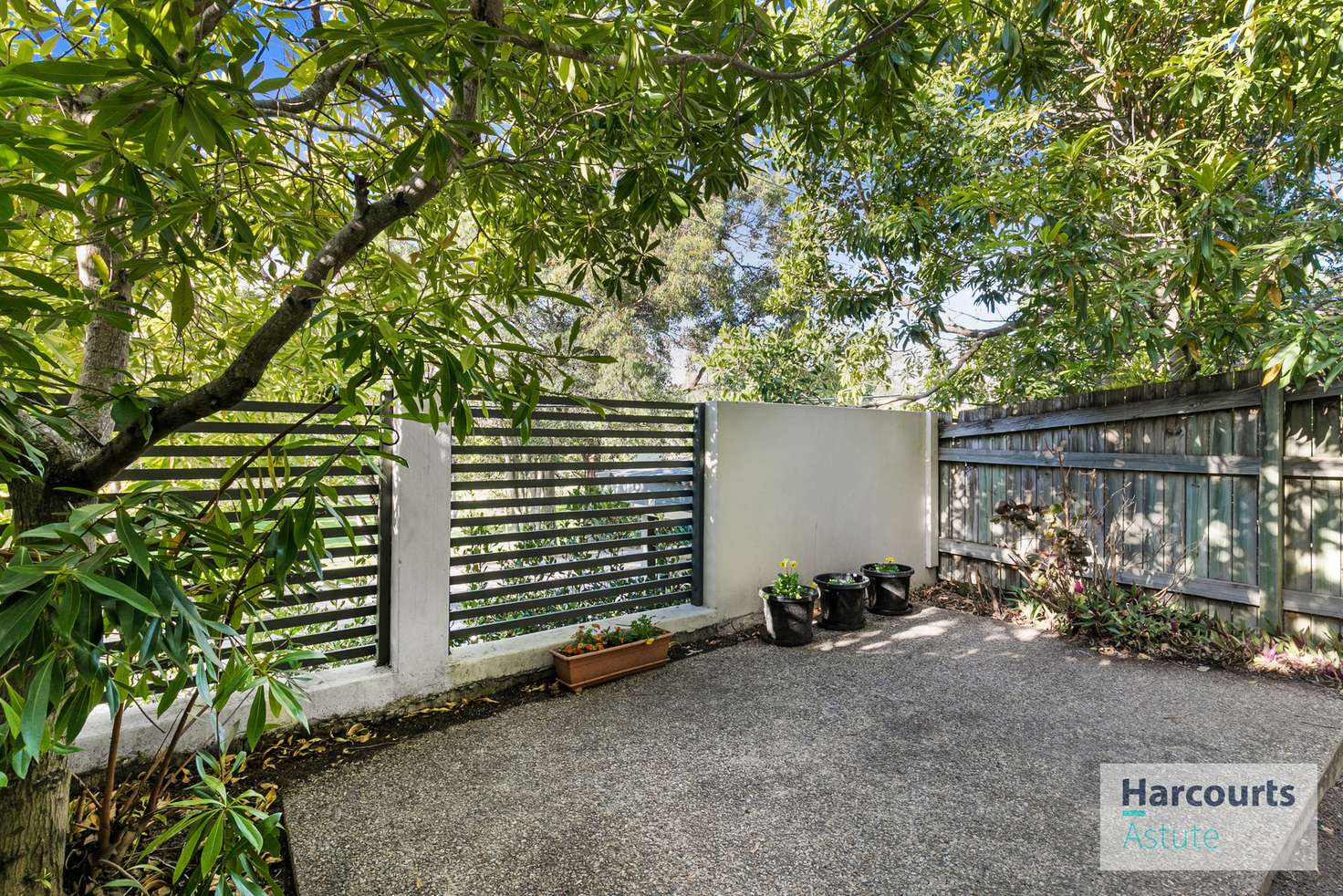 Main view of Homely townhouse listing, 2/37 Indooroopilly Road, Taringa QLD 4068