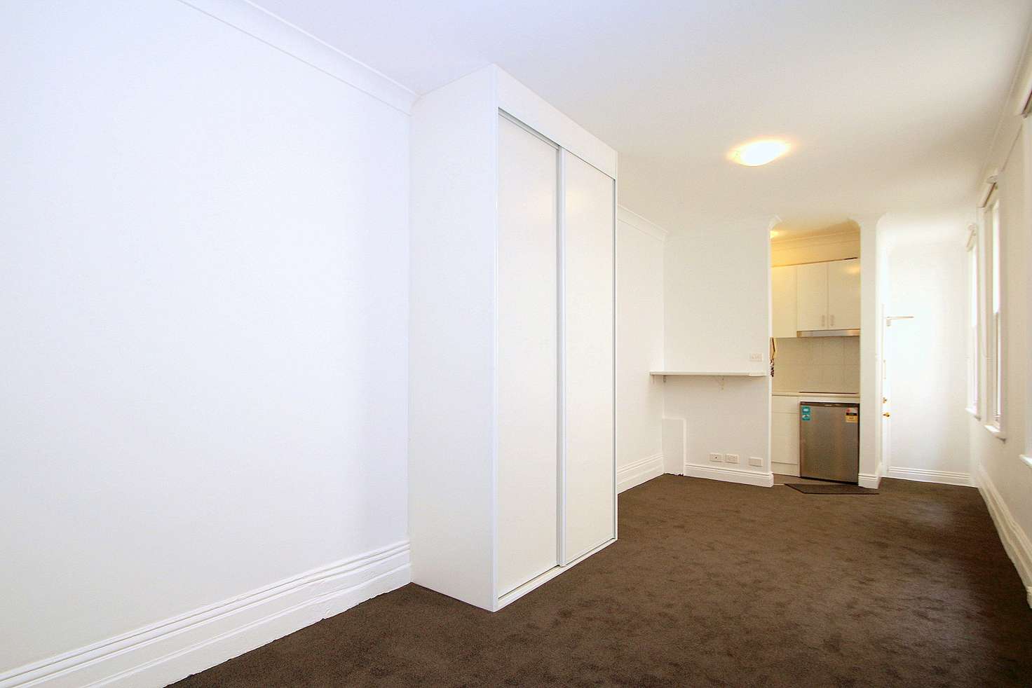 Main view of Homely studio listing, 2/96 Cathedral Street, Woolloomooloo NSW 2011