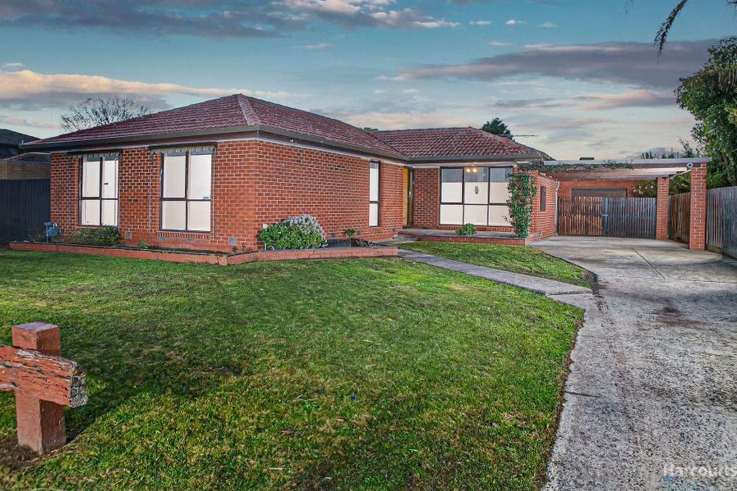 Main view of Homely house listing, 38 Primrose Hill Close, Endeavour Hills VIC 3802