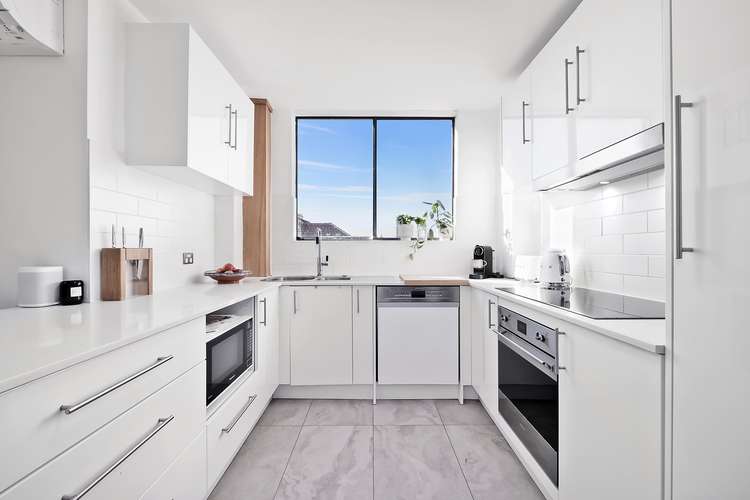 Main view of Homely apartment listing, 27/29 Roslyn Gardens, Elizabeth Bay NSW 2011