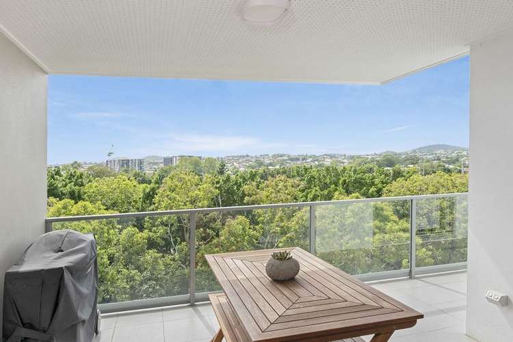 Main view of Homely unit listing, 46/45 Regent Street, Woolloongabba QLD 4102