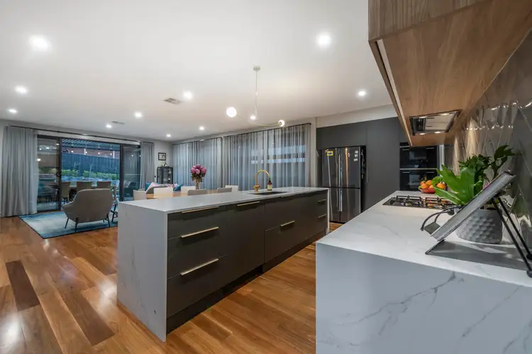 Fifth view of Homely house listing, 2 Darrell Place, Chapman ACT 2611
