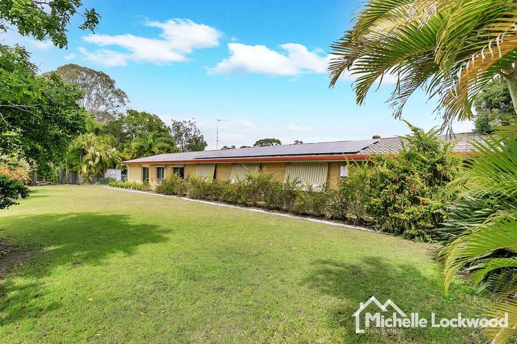 Sixth view of Homely house listing, 4 San Bromista Court, Urangan QLD 4655