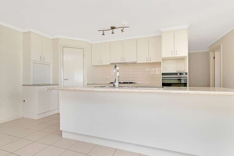 Sixth view of Homely house listing, 4 Wren Court, Echuca VIC 3564