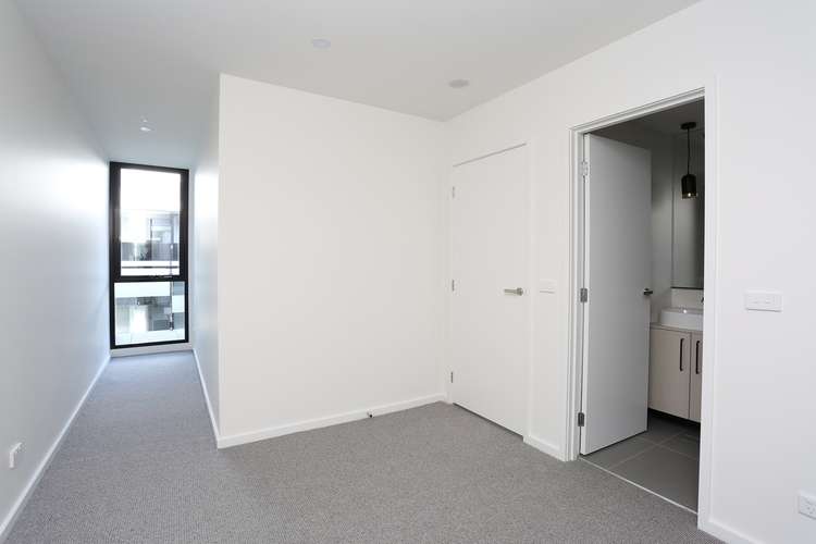 Fourth view of Homely apartment listing, 1112/20 Shamrock Street, Abbotsford VIC 3067