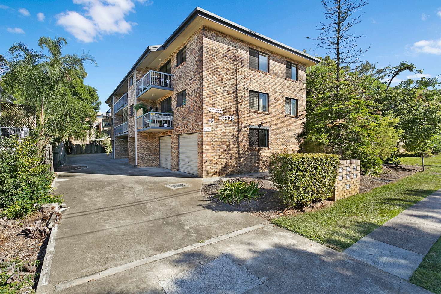 Main view of Homely unit listing, 4/15 Cecil Street, Indooroopilly QLD 4068