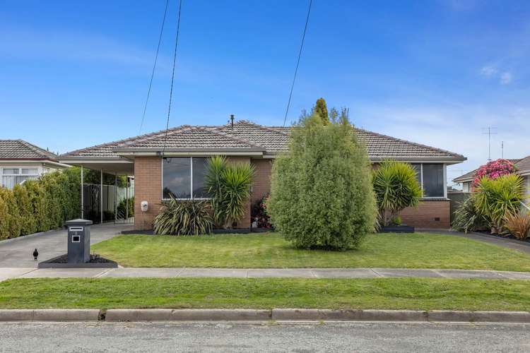 Second view of Homely house listing, 5 Rugby Street, Wendouree VIC 3355