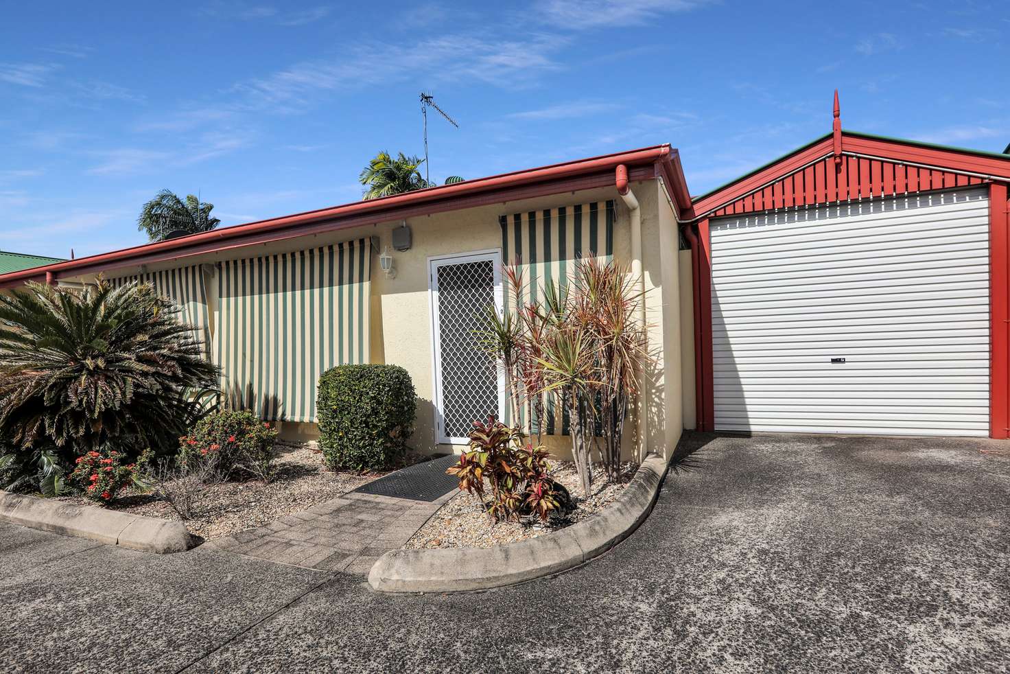 Main view of Homely unit listing, 2/7 Grantala Street, Manoora QLD 4870