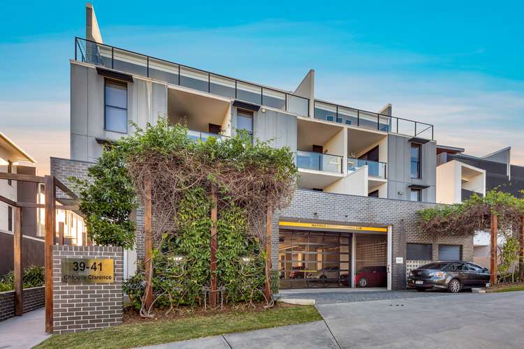 Main view of Homely unit listing, 18/41 Clarence Road, Indooroopilly QLD 4068