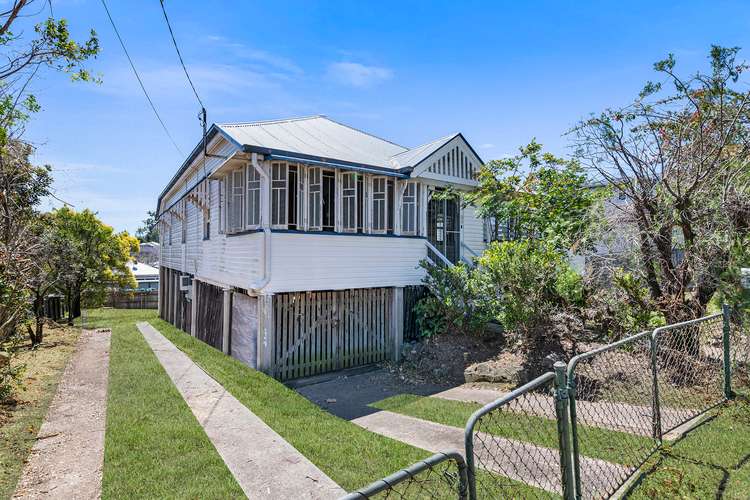 16 Dickens Street, Norman Park QLD 4170