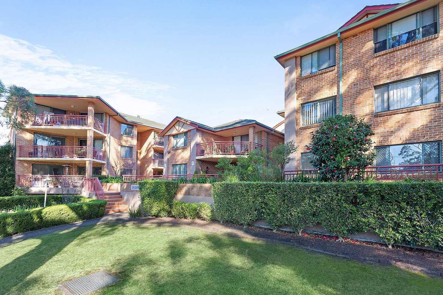 Main view of Homely unit listing, 9/331-335 President Avenue, Gymea NSW 2227