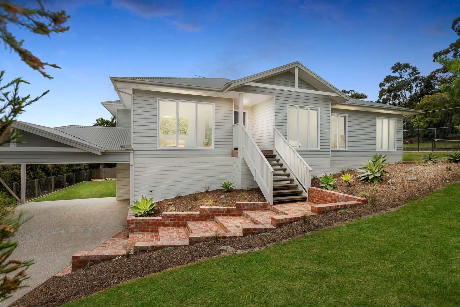 Main view of Homely house listing, 2/5 Hove Road, Rosebud VIC 3939