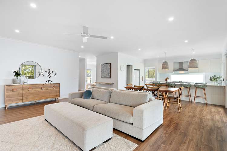 Third view of Homely house listing, 2/5 Hove Road, Rosebud VIC 3939