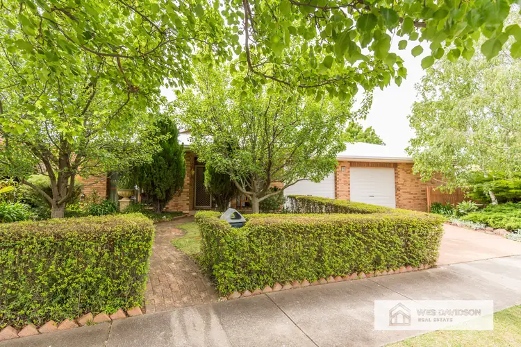 6 Hayes Drive