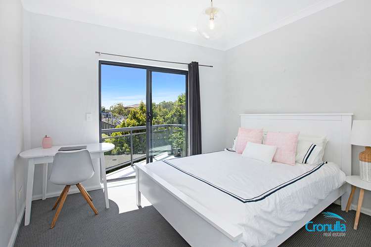 Sixth view of Homely apartment listing, 6/17A-19 Searl Road, Cronulla NSW 2230