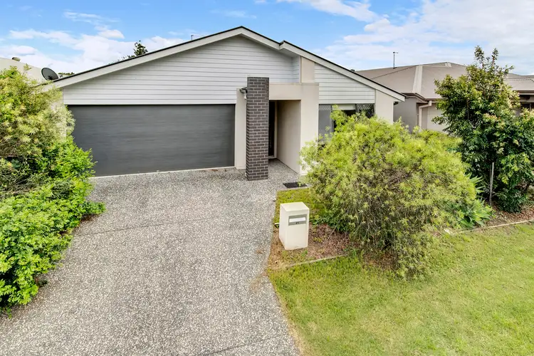 21 Huntingdale Street