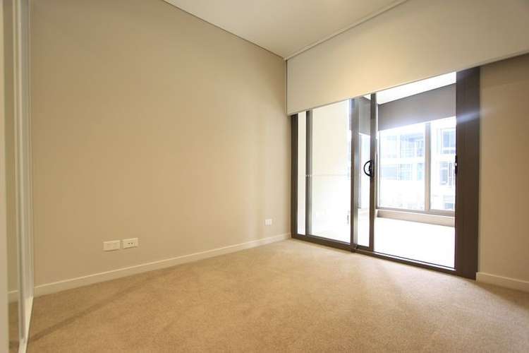 Fifth view of Homely apartment listing, 412/3 Foreshore Place, Wentworth Point NSW 2127