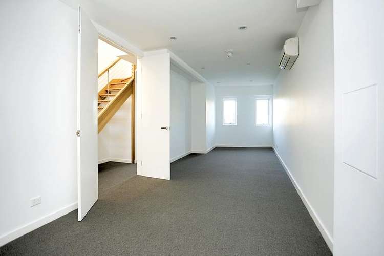 Fourth view of Homely townhouse listing, 5/66-68A Brunswick Road, Brunswick VIC 3056