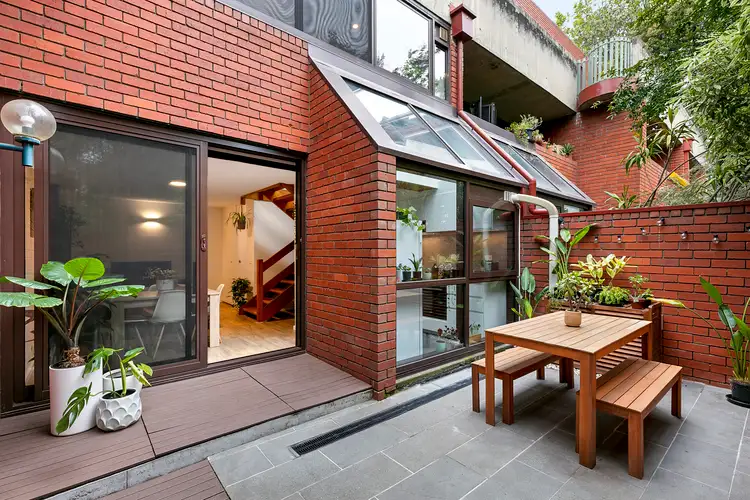 A11/335 Abbotsford Street