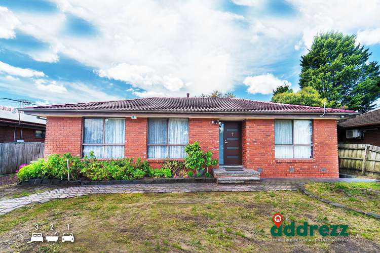 19 Fenfield Street, Cranbourne VIC 3977