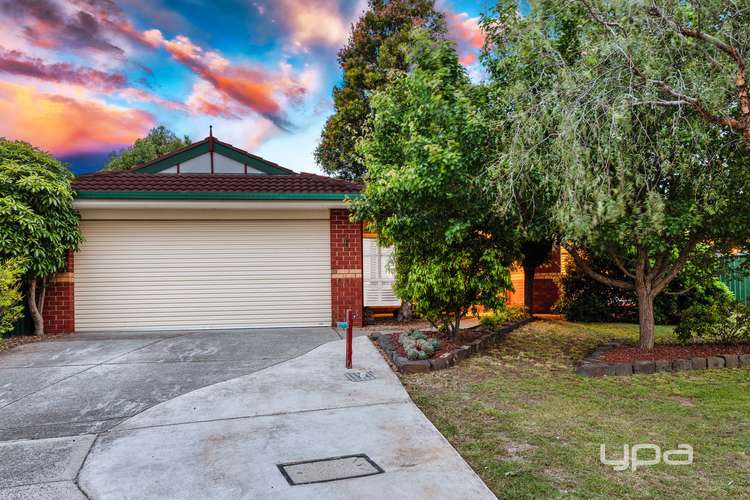 12 Tonelli Place, Burnside VIC 3023