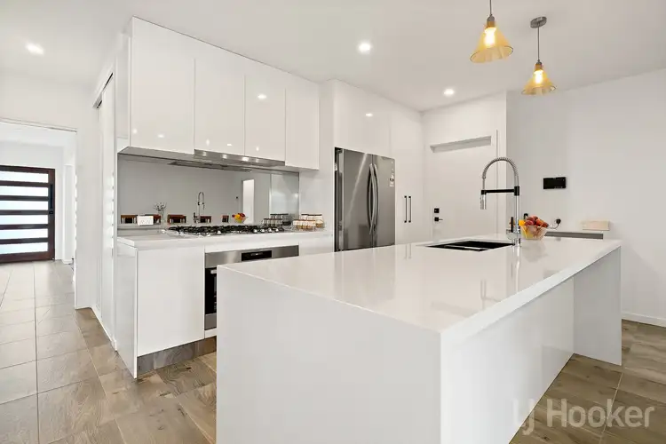 Sixth view of Homely house listing, 32 Helen Circuit, Googong NSW 2620