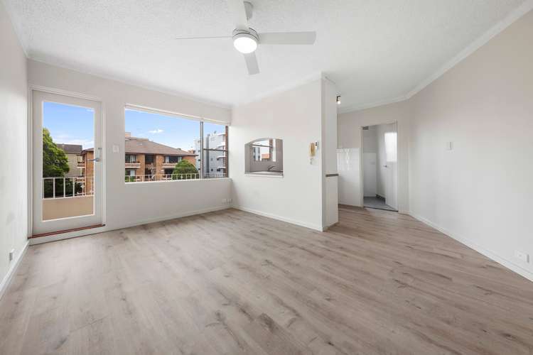 Main view of Homely unit listing, 13/16 Waratah Street, Cronulla NSW 2230