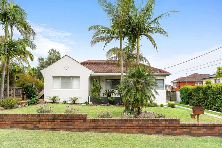 Second view of Homely house listing, 5 Como Street, Blakehurst NSW 2221