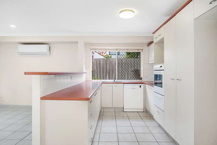 Fourth view of Homely semiDetached listing, 1/7 Wuruma Court, Elanora QLD 4221