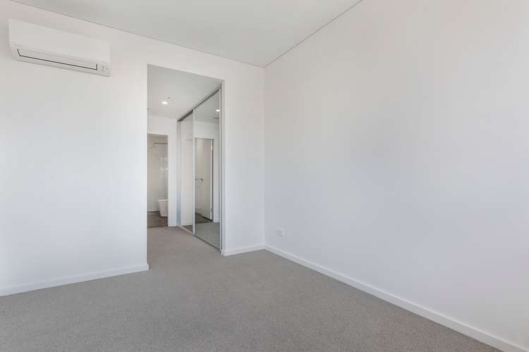 Fourth view of Homely unit listing, H15121/19 Amalfi Drive, Wentworth Point NSW 2127