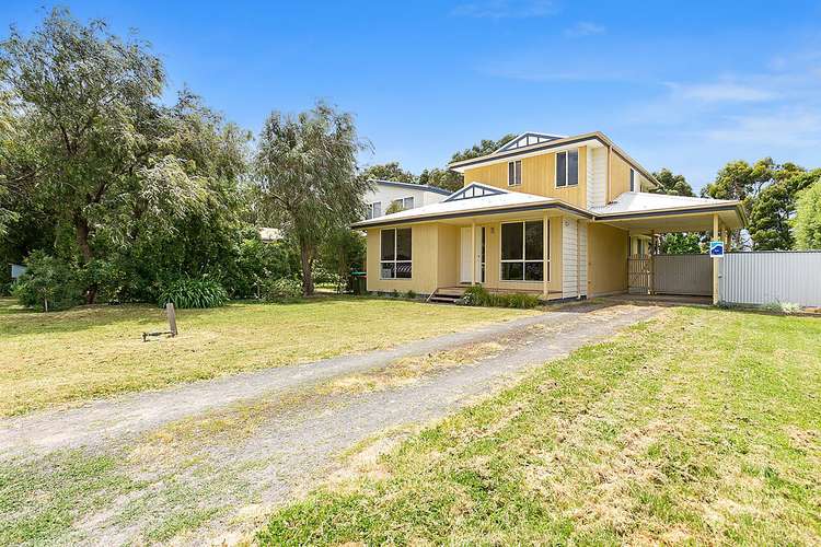 18 Banksia Court, Apollo Bay VIC 3233