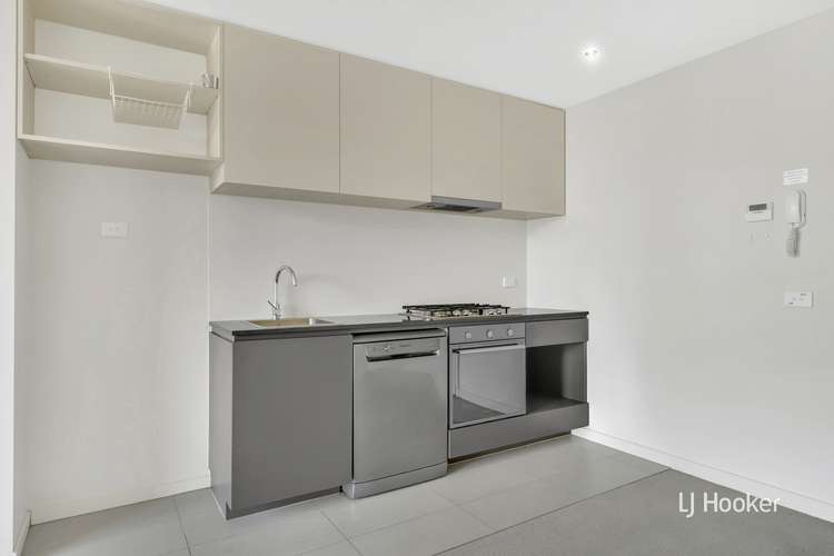 Third view of Homely apartment listing, 3803/568 Collins Street, Melbourne VIC 3000