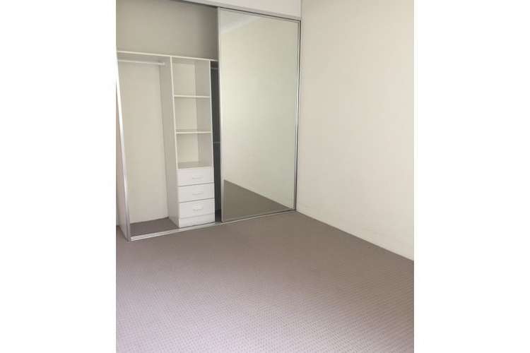 Fifth view of Homely apartment listing, 6/16-24 Lydbrook Street, Westmead NSW 2145