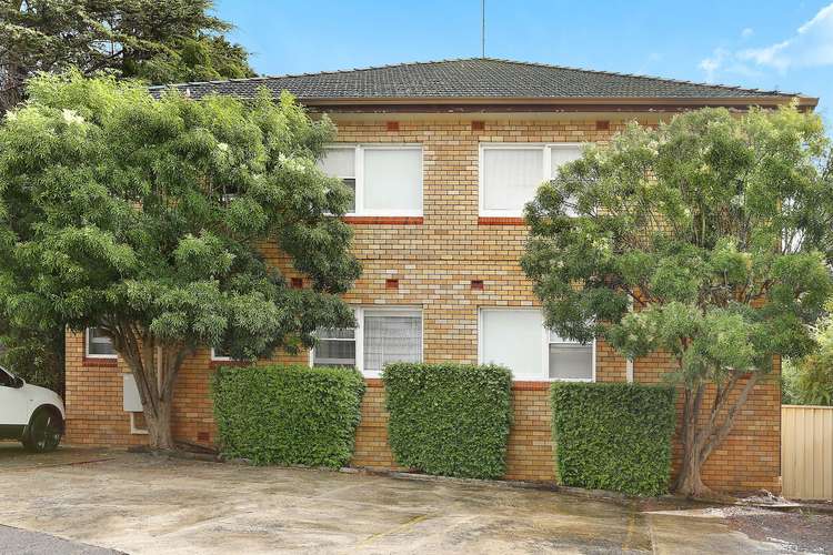 Main view of Homely unit listing, 2/1 Howie Avenue, Cronulla NSW 2230