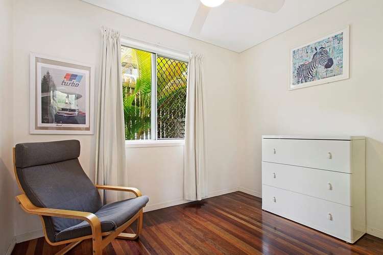Sixth view of Homely unit listing, 4/15 Halstead Street, Coorparoo QLD 4151