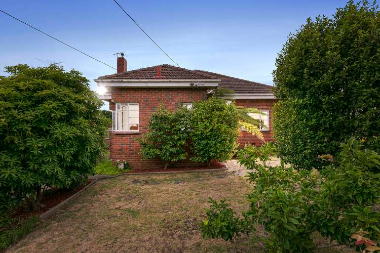 52 Hayes Road, Strathmore VIC 3041