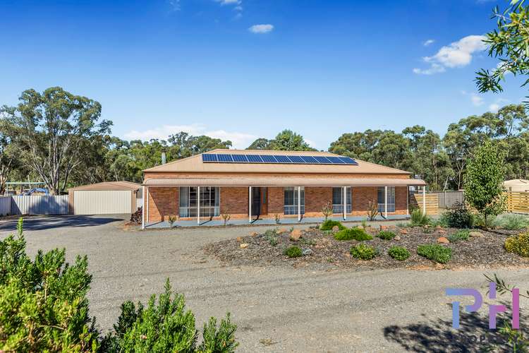 422 Olympic Parade, Maiden Gully VIC 3551