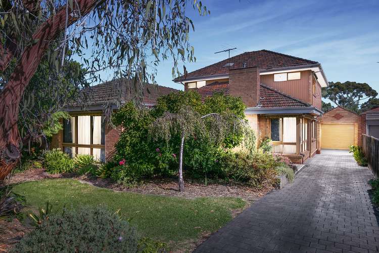 38 Wallace Crescent, Strathmore VIC 3041