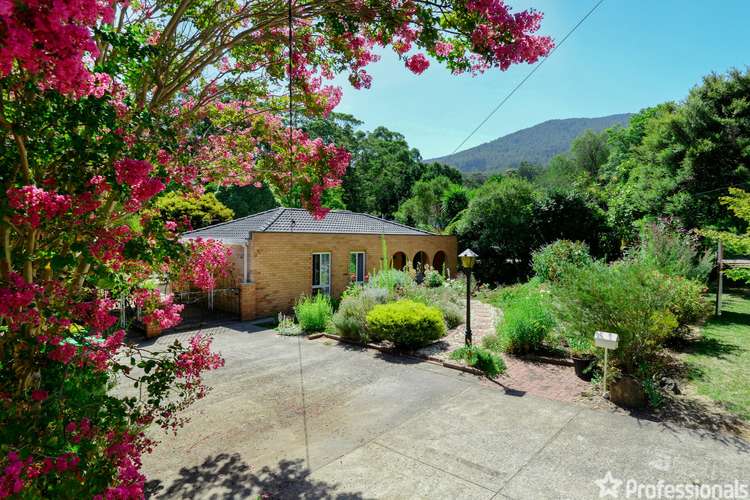 12 Lincoln Road, Warburton VIC 3799