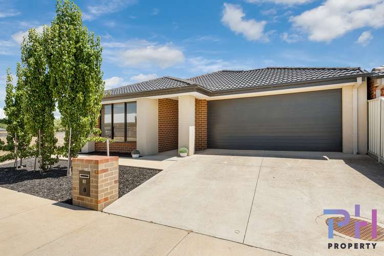 Main view of Homely house listing, 17 Fossickers Place, White Hills VIC 3550
