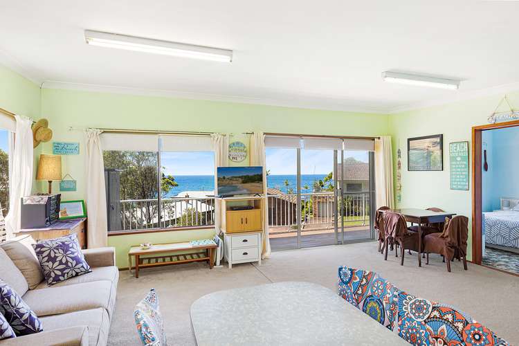Fourth view of Homely house listing, 4 Wyvern Crescent, Macmasters Beach NSW 2251