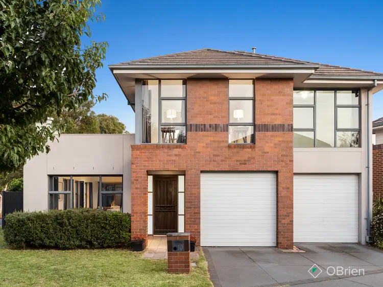 10 Pebble Beach Place