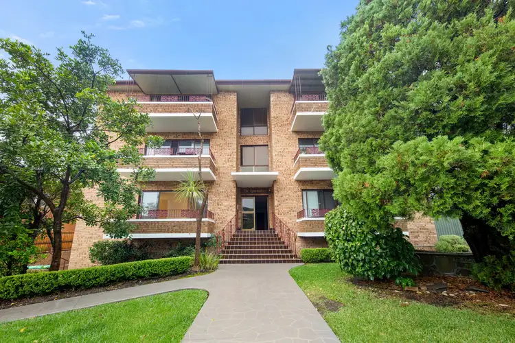 1/11-13 Waratah Street