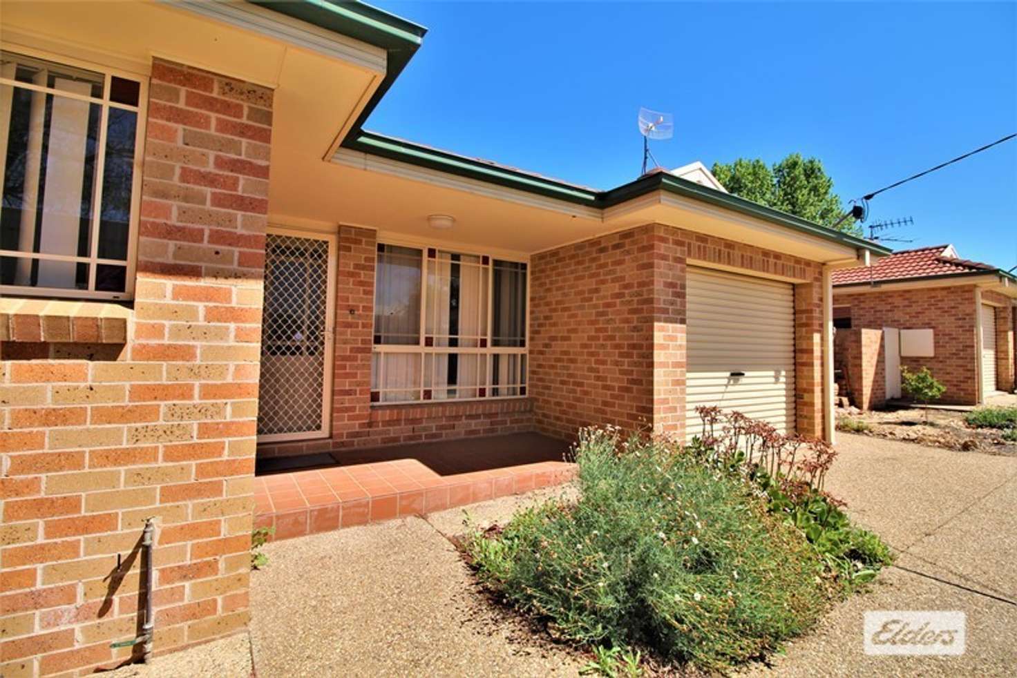 Main view of Homely townhouse listing, 2/38 Binya Street, Griffith NSW 2680