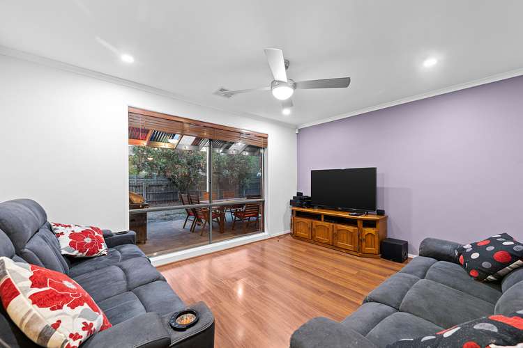Sixth view of Homely house listing, 10 Jenny Court, Cranbourne North VIC 3977