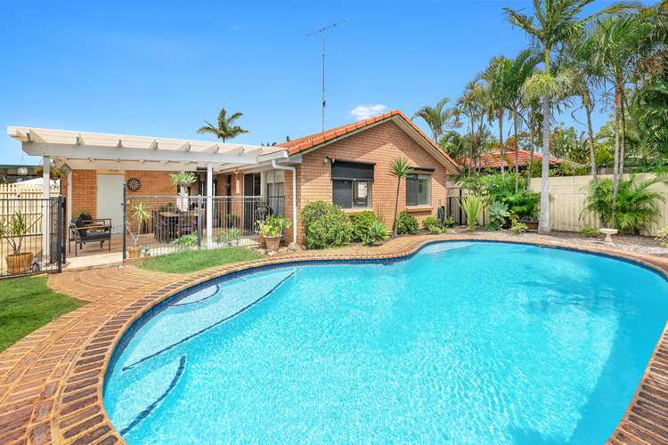 11 Penguin Parade, Burleigh Waters QLD 4220